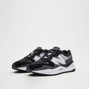 FIGS X New Balance 5740 unisex Black and Gray Sneakers. Size 6.5